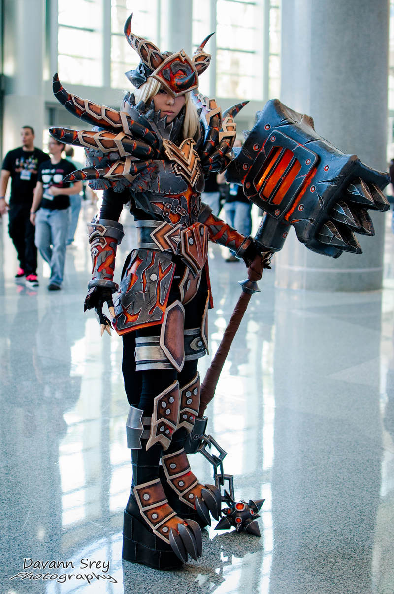 Illustration for article titled So. Much. Armor: A Collection Of Glorious BlizzCon Cosplay!